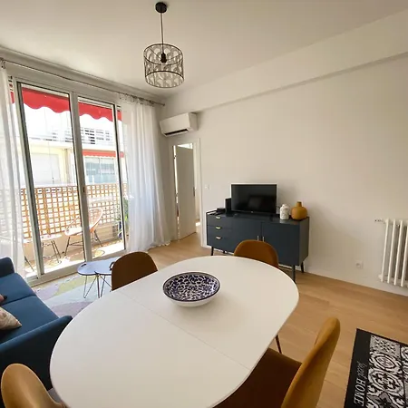 아파트 Mediterranee - Un Trois Pieces A Deux Pas De La