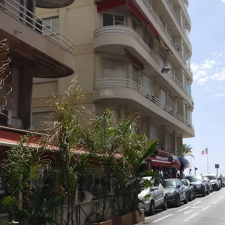 Mediterranee - Un Trois Pieces A Deux Pas De La *