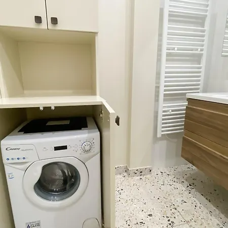 Mediterranee - Un Trois Pieces A Deux Pas De La アパート